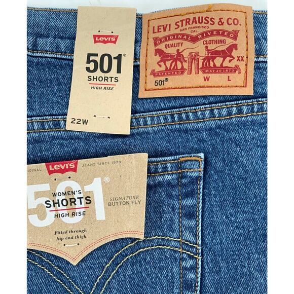 Levis 501 Red Tab Denim Shorts Womens Plus Size 22 High Rise Button Fly Cut Off - Picture 6 of 7